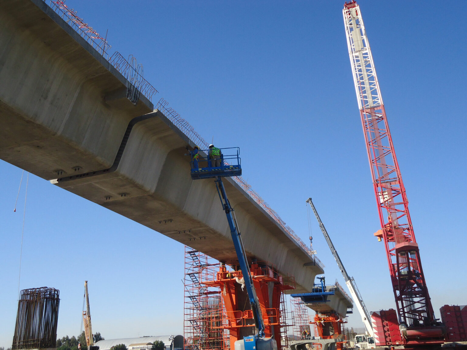 Cantilever Bridge – Types, Advantages, Disadvantages - Khairi Consult